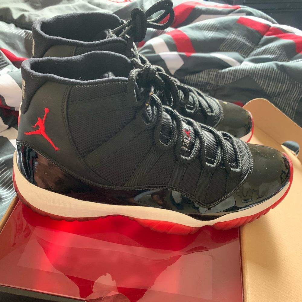 Bred 11s - Picture 2 of 6